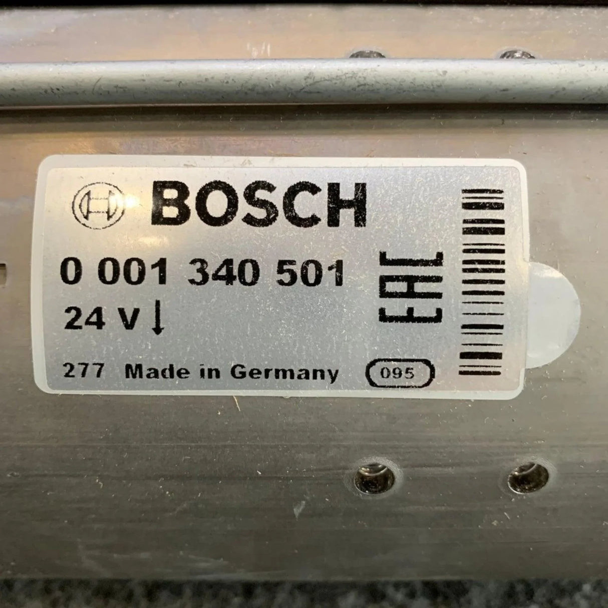 0001340501 Genuine Bosch Starter Motor 24V - Truck To Trailer