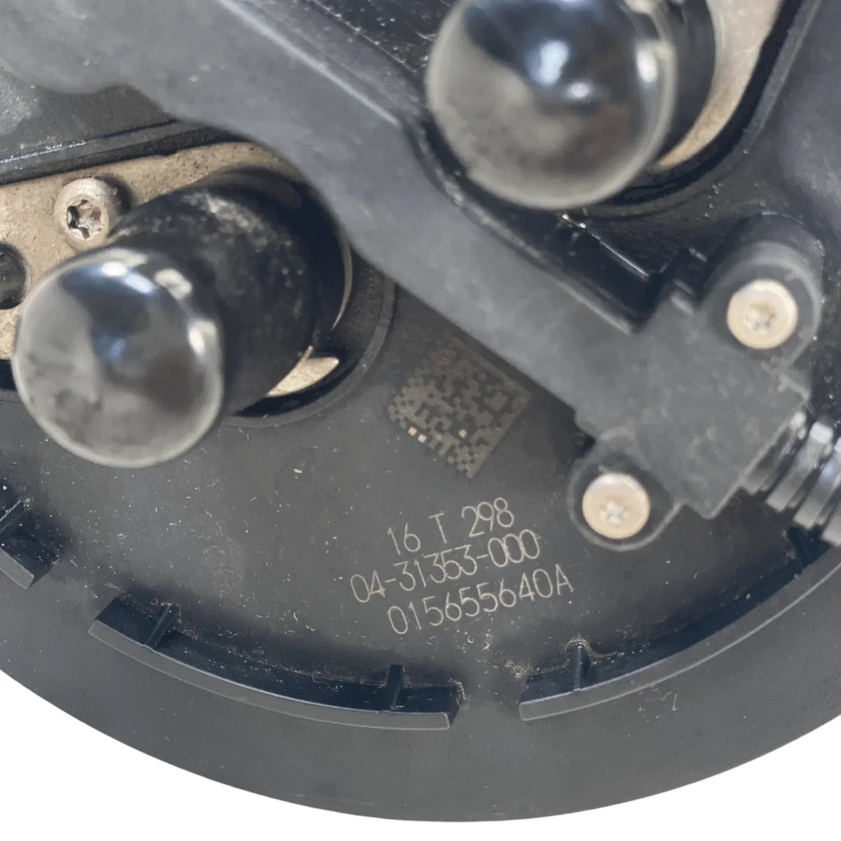 0431353006 Genuine Freightliner Def Tank Header-Ssi Conc. Sae Flange - Truck To Trailer