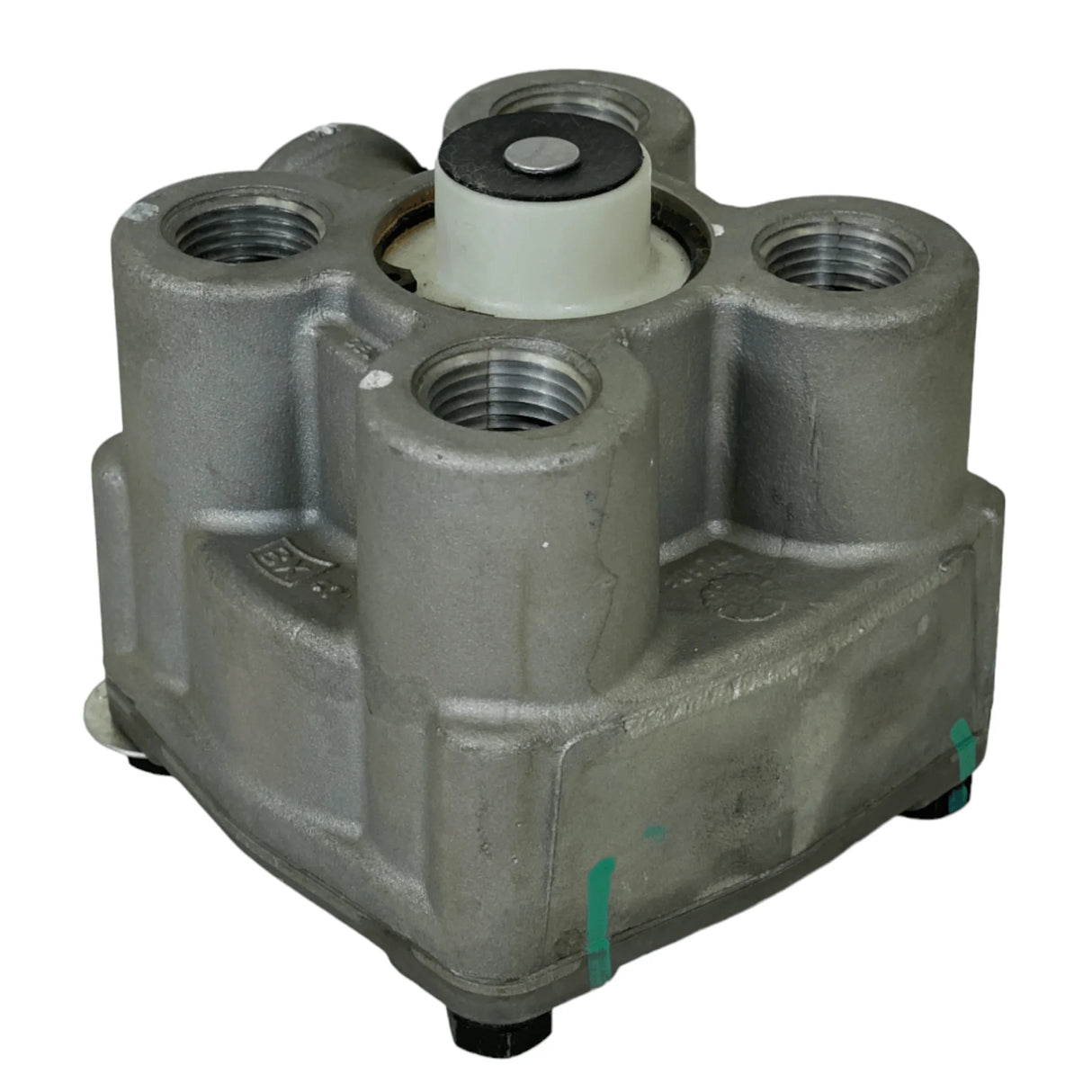 745065181 Genuine Bendix Brake Relay Valve R-12 - Truck To Trailer