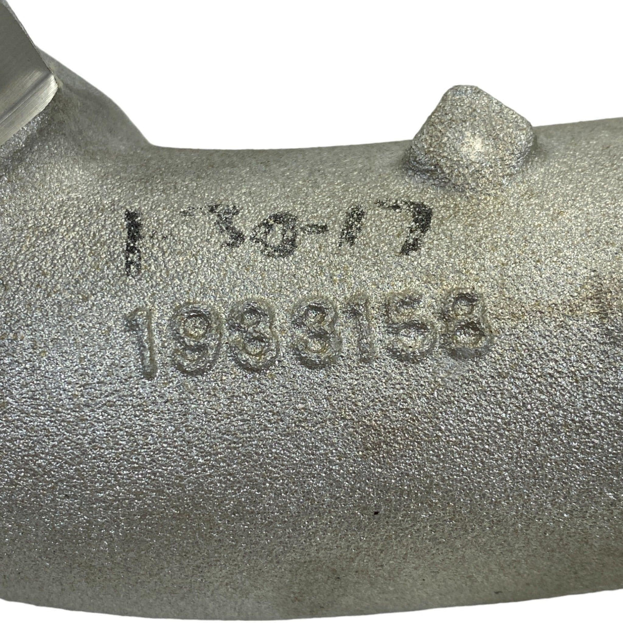 1933158 Genuine Paccar Coolant Pipe - Truck To Trailer