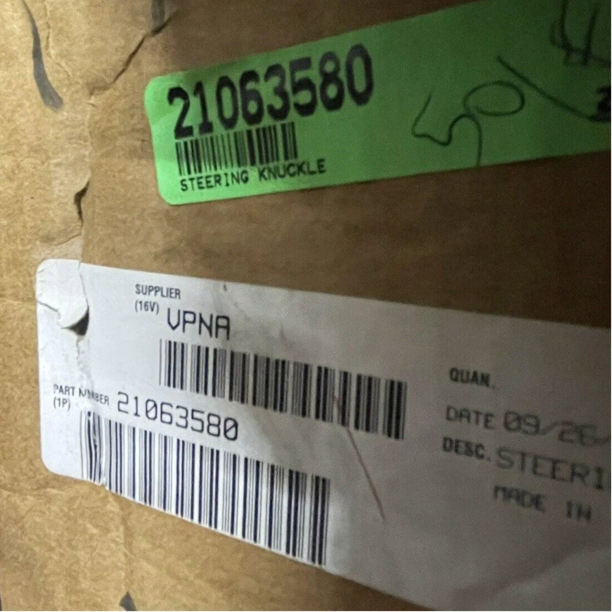 4QH554M3 Genuine Mack Steering Knuckle - Truck To Trailer