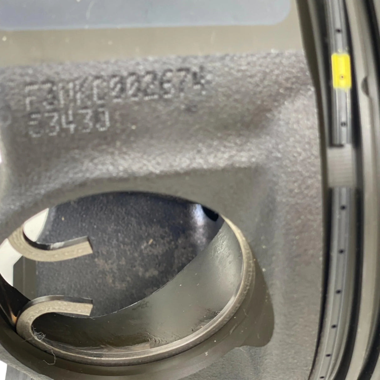 2132582 Genuine Paccar Piston Kit Mx13 W/ Rings Clips Pin - Truck To Trailer