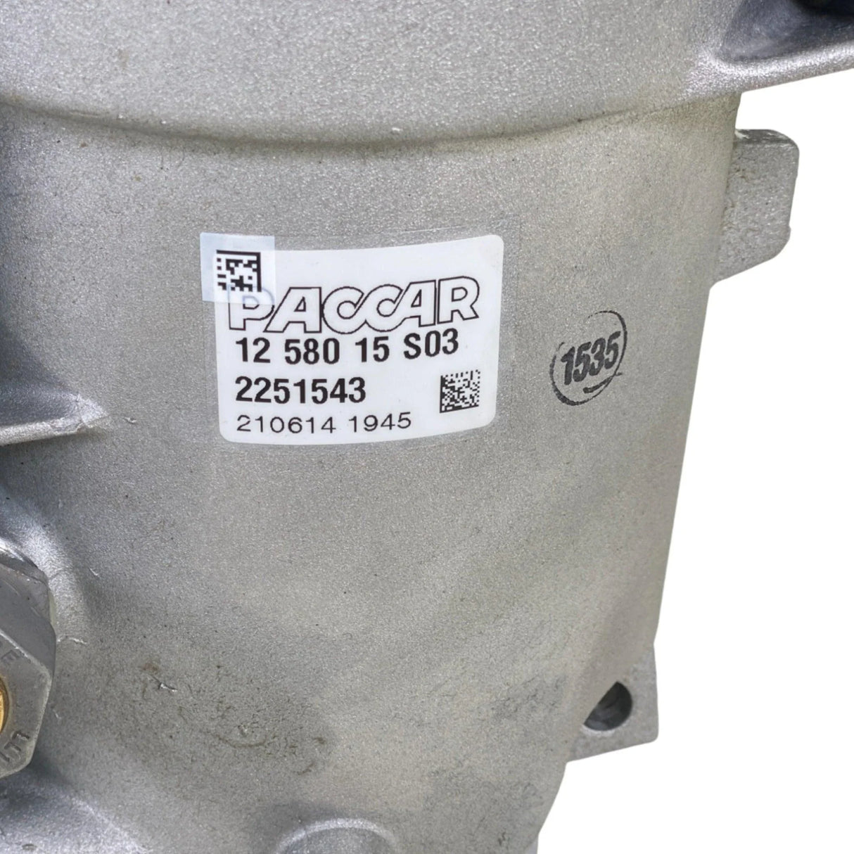 2397567PE Genuine Paccar Oil Cooler Module - Truck To Trailer