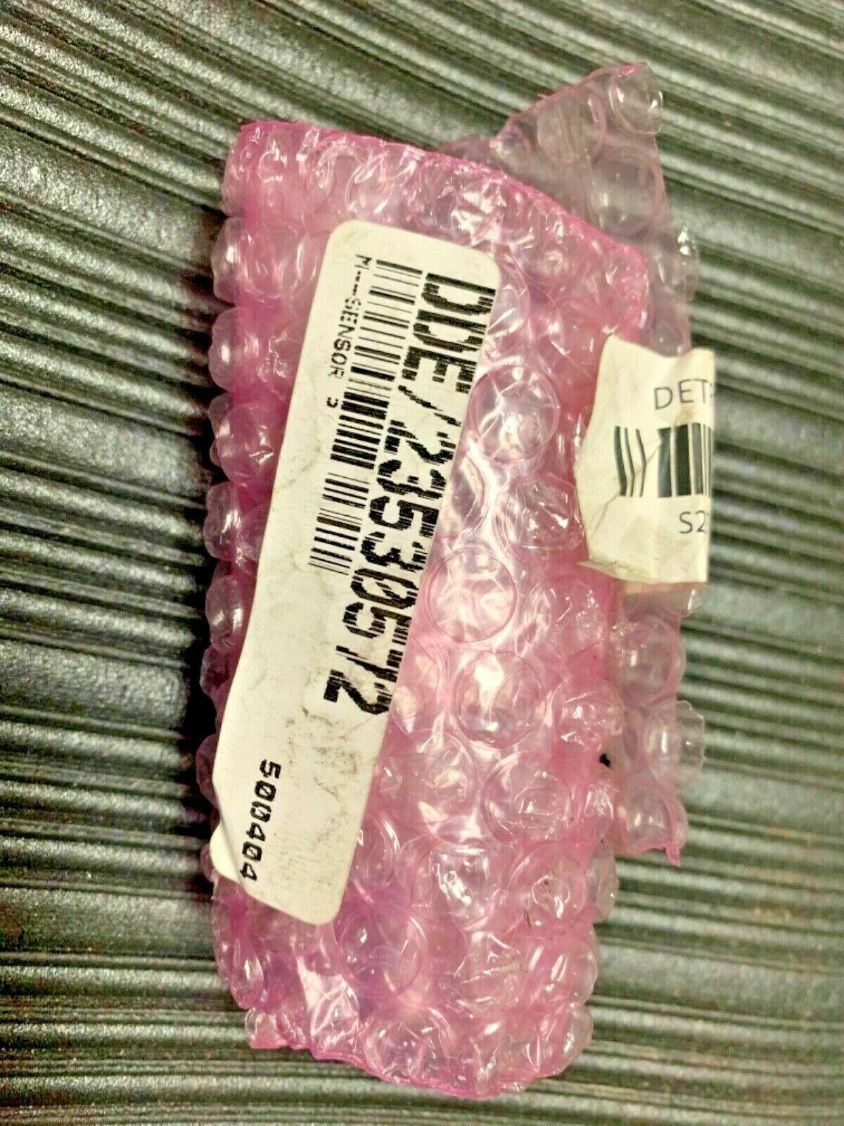 Dde 23530572 Oem Detroit Diesel Humidity / Temperature Sensor-Series 60 - Truck To Trailer