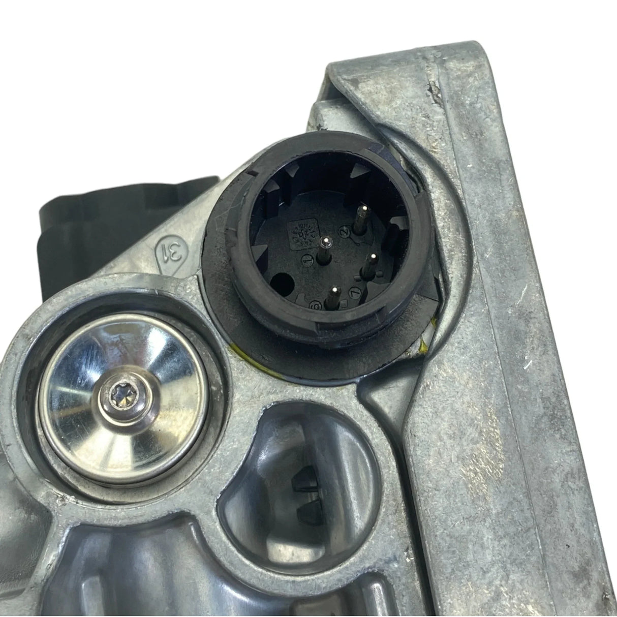 23490065 Genuine Volvo Air Valve - Truck To Trailer