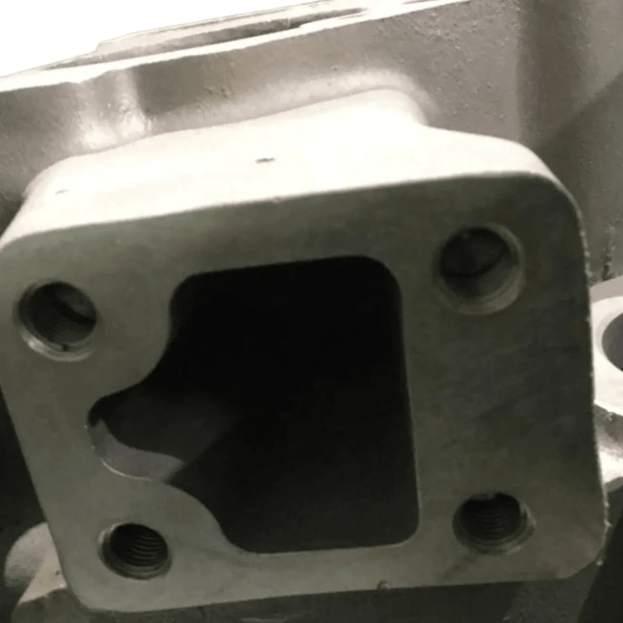 25133986 Genuine Volvo/Mack Housing - Truck To Trailer