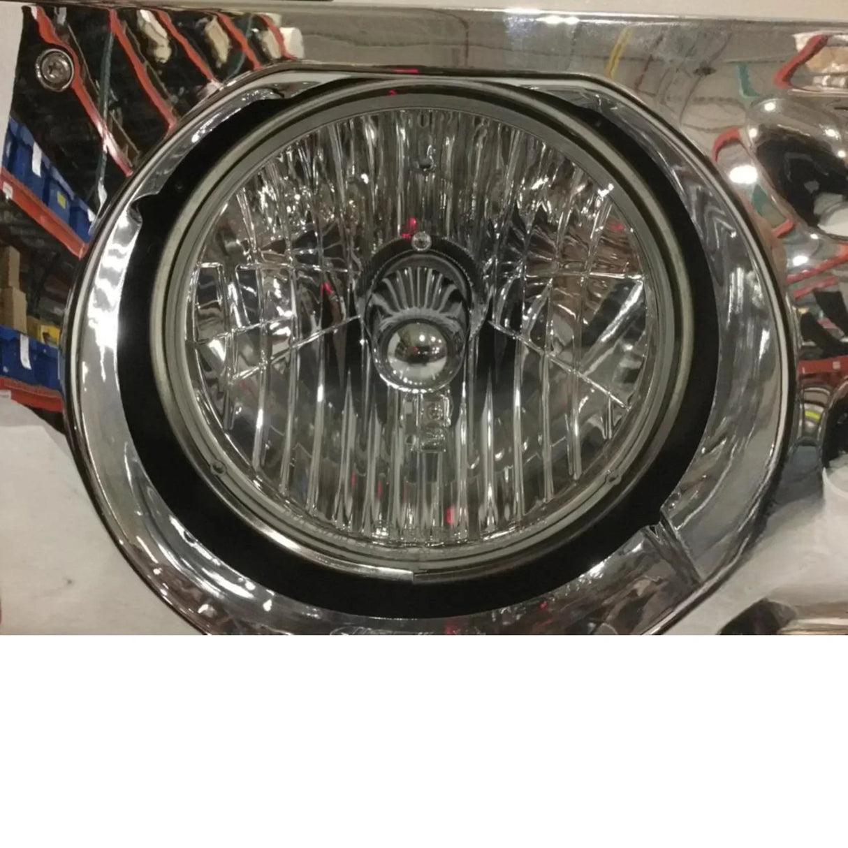 2MO533M4 Genuine Mack Right Side Headlamp Assembly - Truck To Trailer