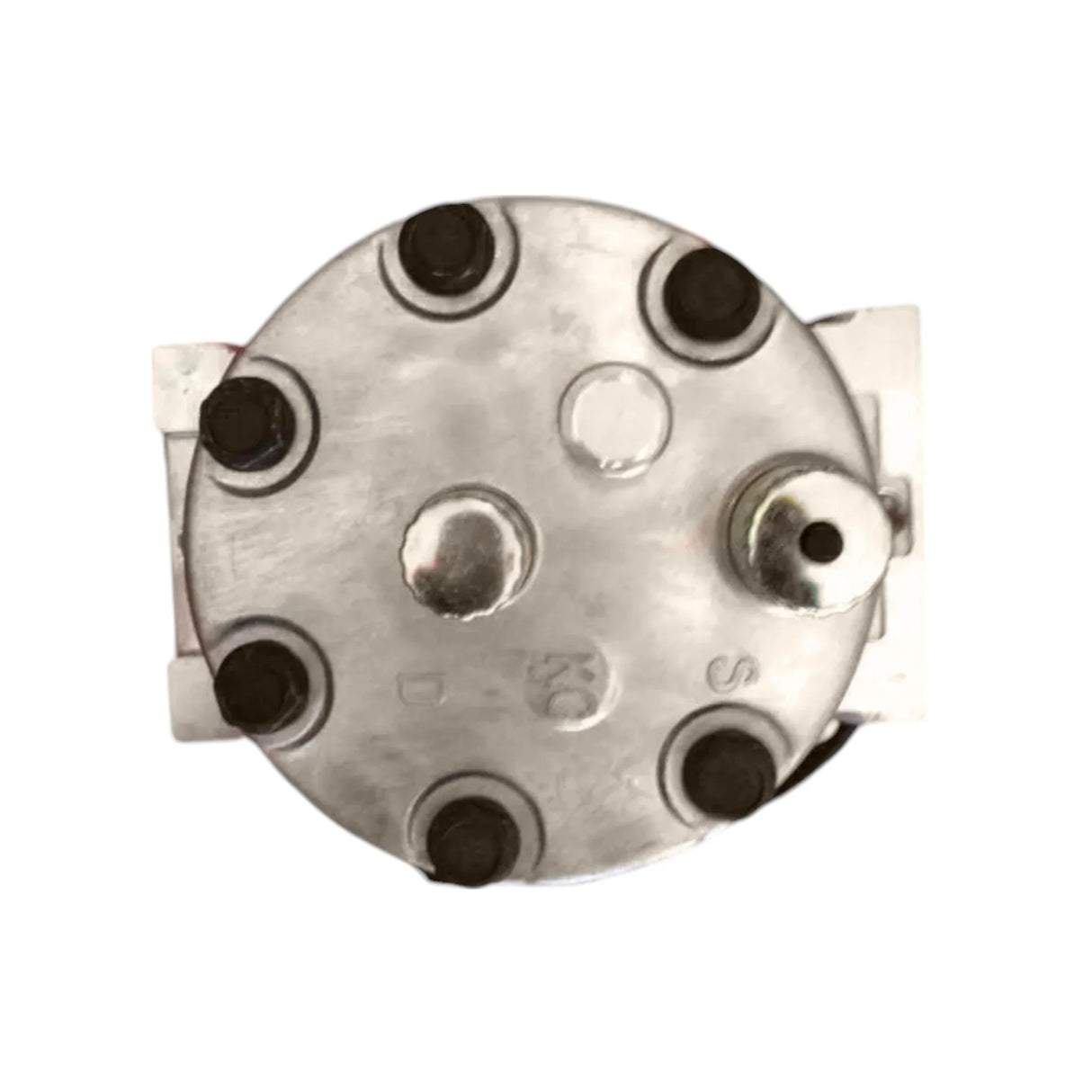 FLT4667Q International A/C Compressor - Truck To Trailer