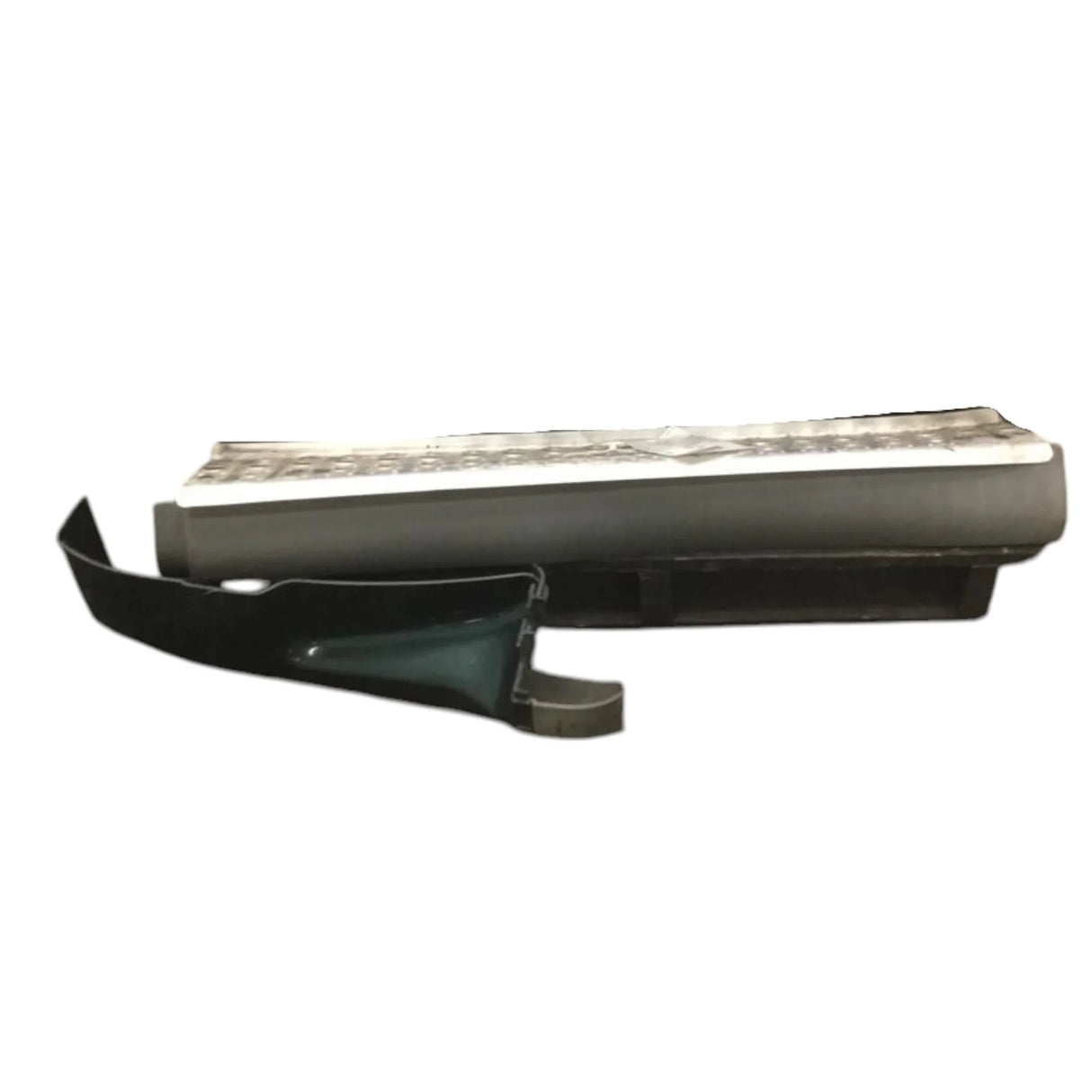 612090 Genuine Mack Chassis Fairing - Truck To Trailer