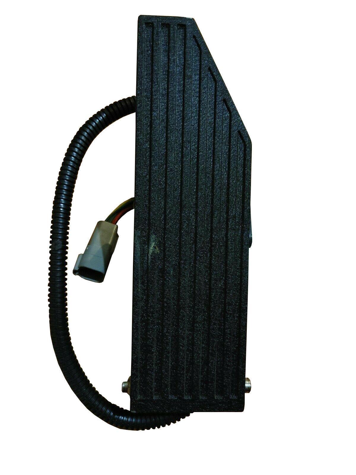 4QB520M Genuine Mack Accelerator Pedal - Truck To Trailer