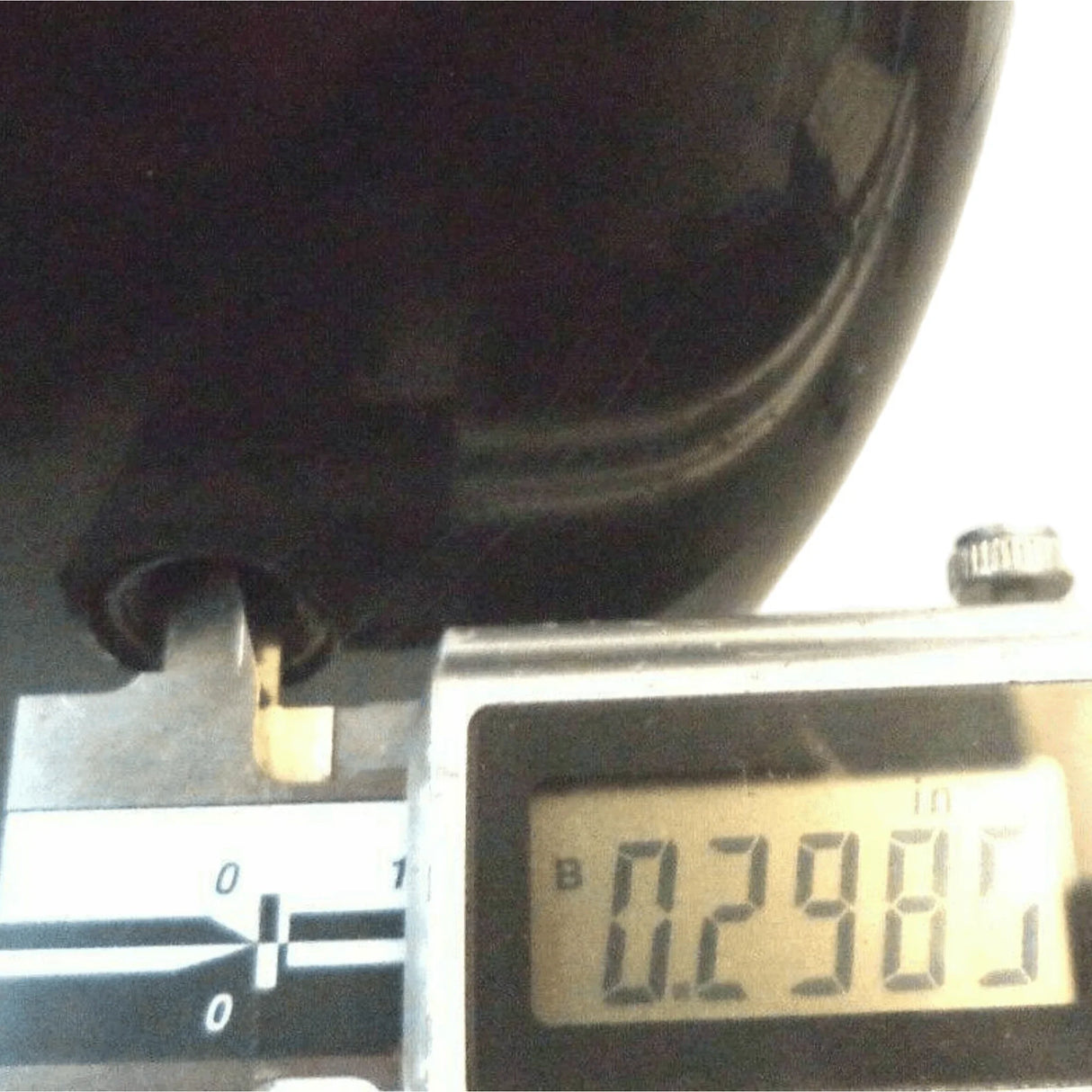 801301 Oem Bendix Ad-Is 24-Volt Air Dryer W/ Integrated Extended Purge Tank - Truck To Trailer