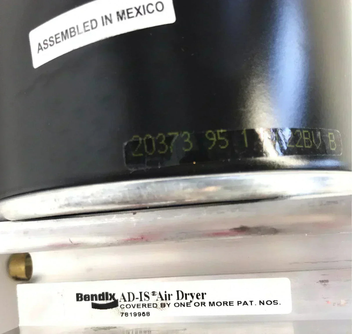 802191 Genuine Bendix Ad-Is Air Dryer 12-Volts For International - Truck To Trailer