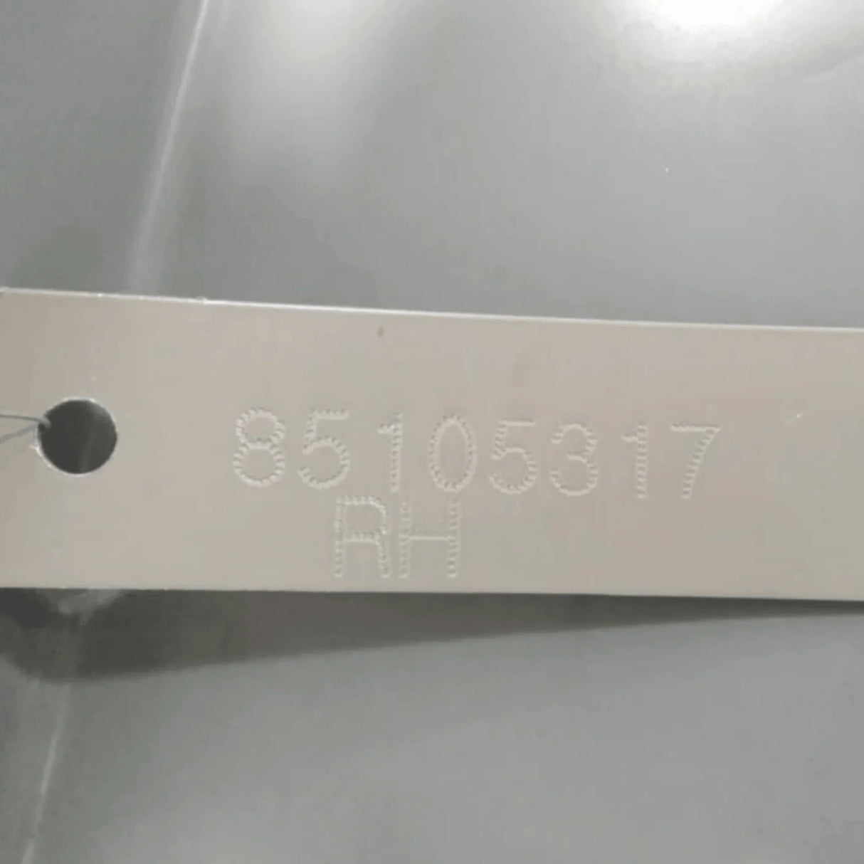 85105317 Genuine Volvo Cowl - Truck To Trailer