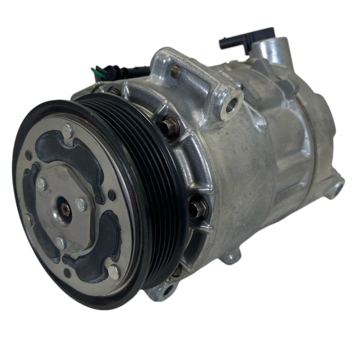 84448629 Genuine GM A/C Compressor - Truck To Trailer