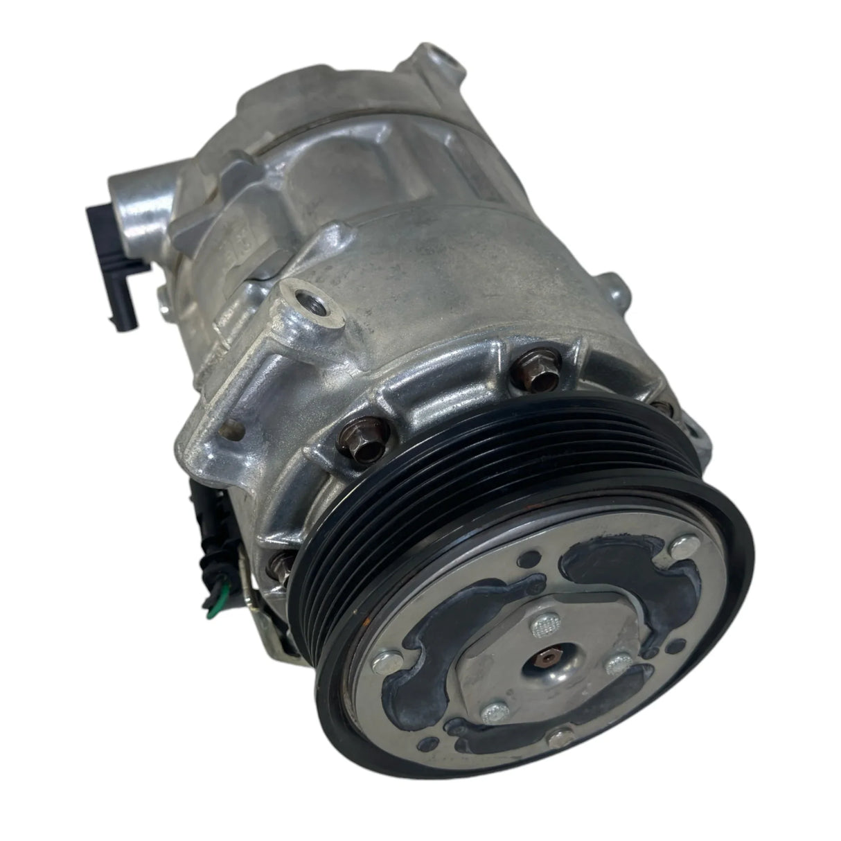 84448629 Genuine GM A/C Compressor - Truck To Trailer