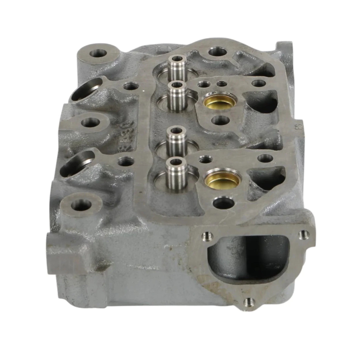 MM437-687 Mitsubishi Cylinder Head - Truck To Trailer