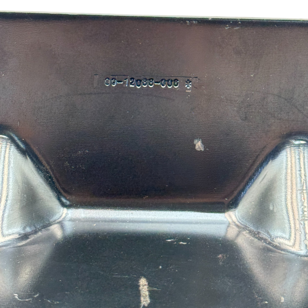 09-12088-006 Genuine Freightliner Suport Assembly