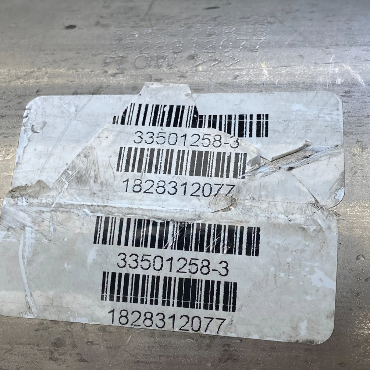 1828312077 Catalytic Converter - Truck To Trailer