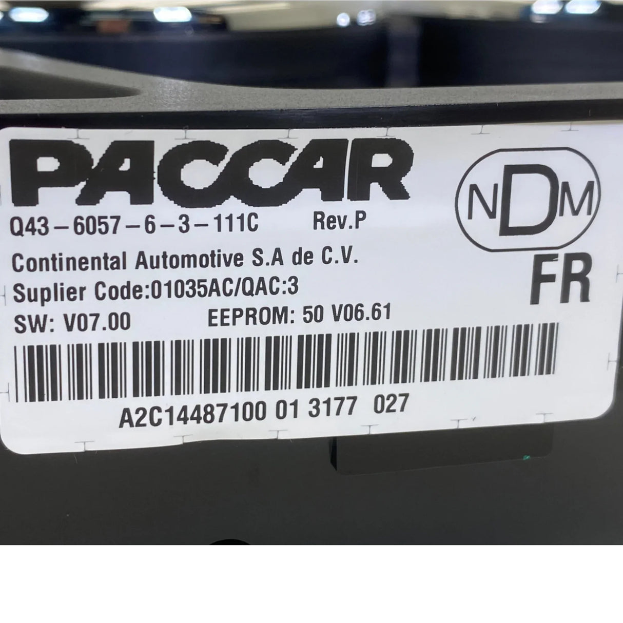 Q43605763111C Genuine Paccar Instrument Cluster Chrome Bezel - Truck To Trailer