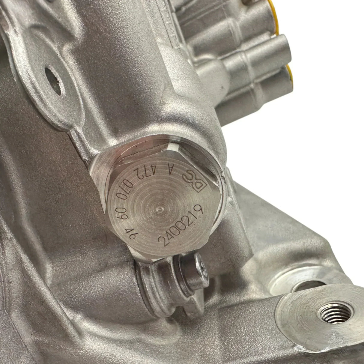 A4730904352 Genuine Detroit Diesel Fuel Filter Housing - Truck To Trailer