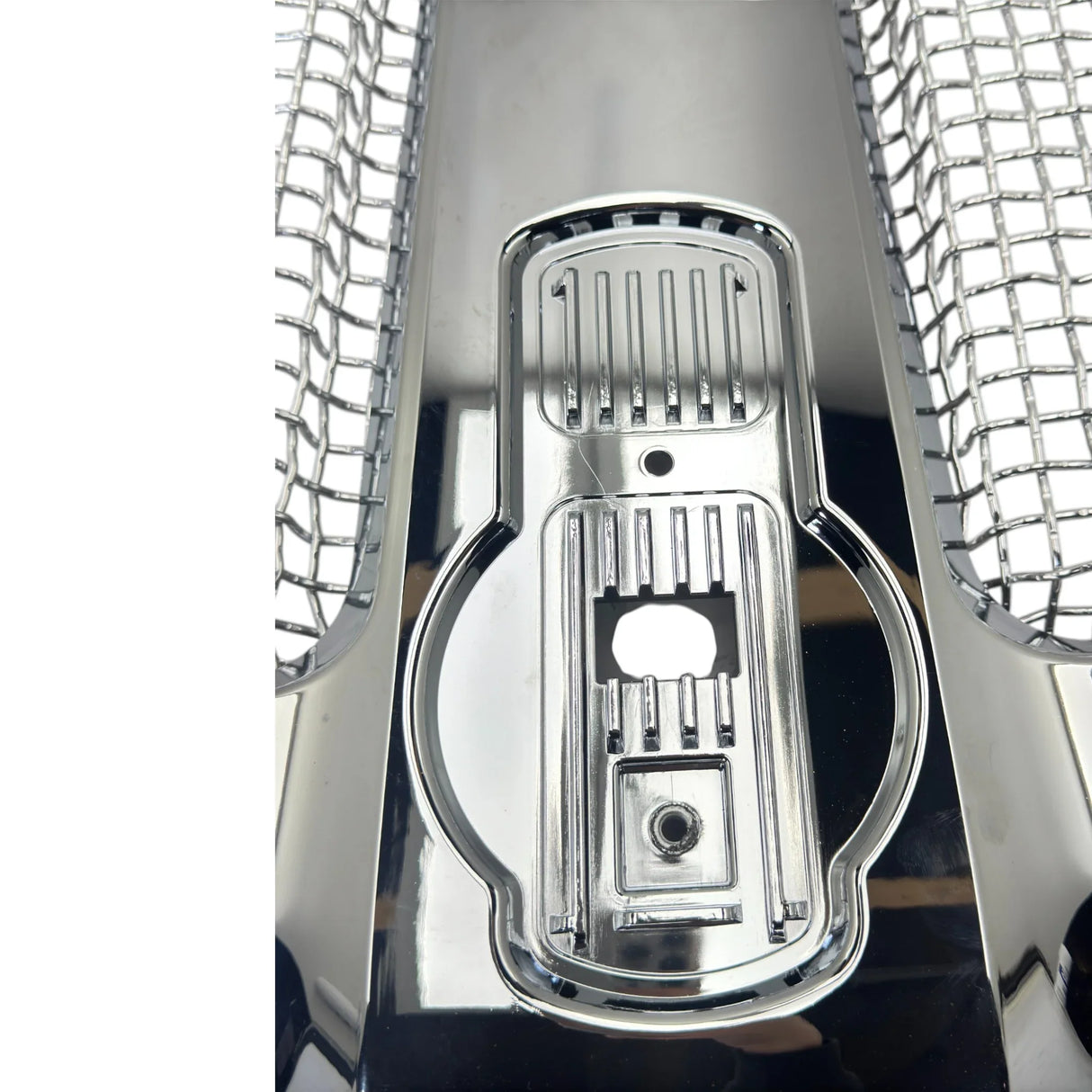 L77-6289 Kenworth Grille Chrome T880 - Truck To Trailer