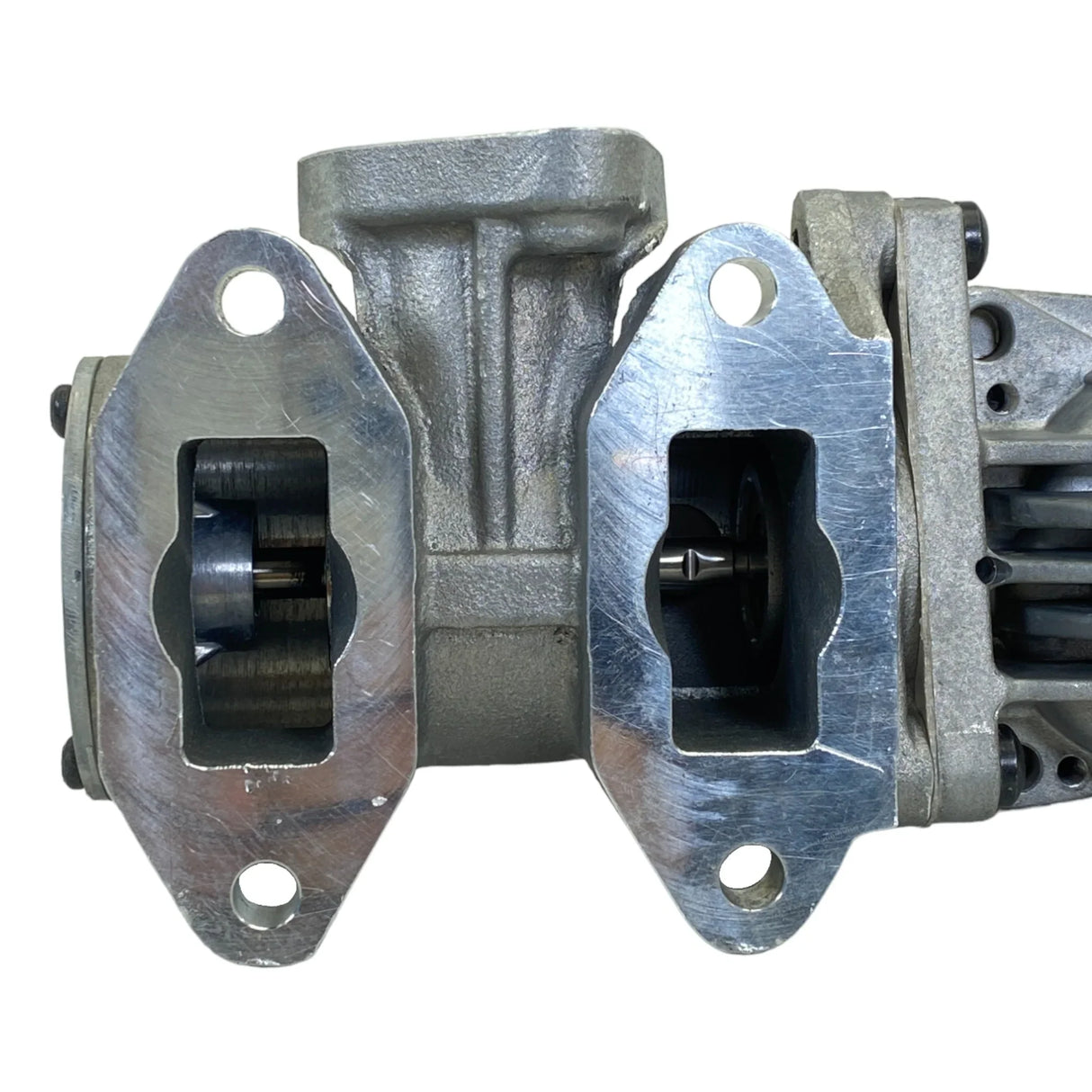 12660270 Genuine GM EGR Exhaust Gas Recirculation - Truck To Trailer