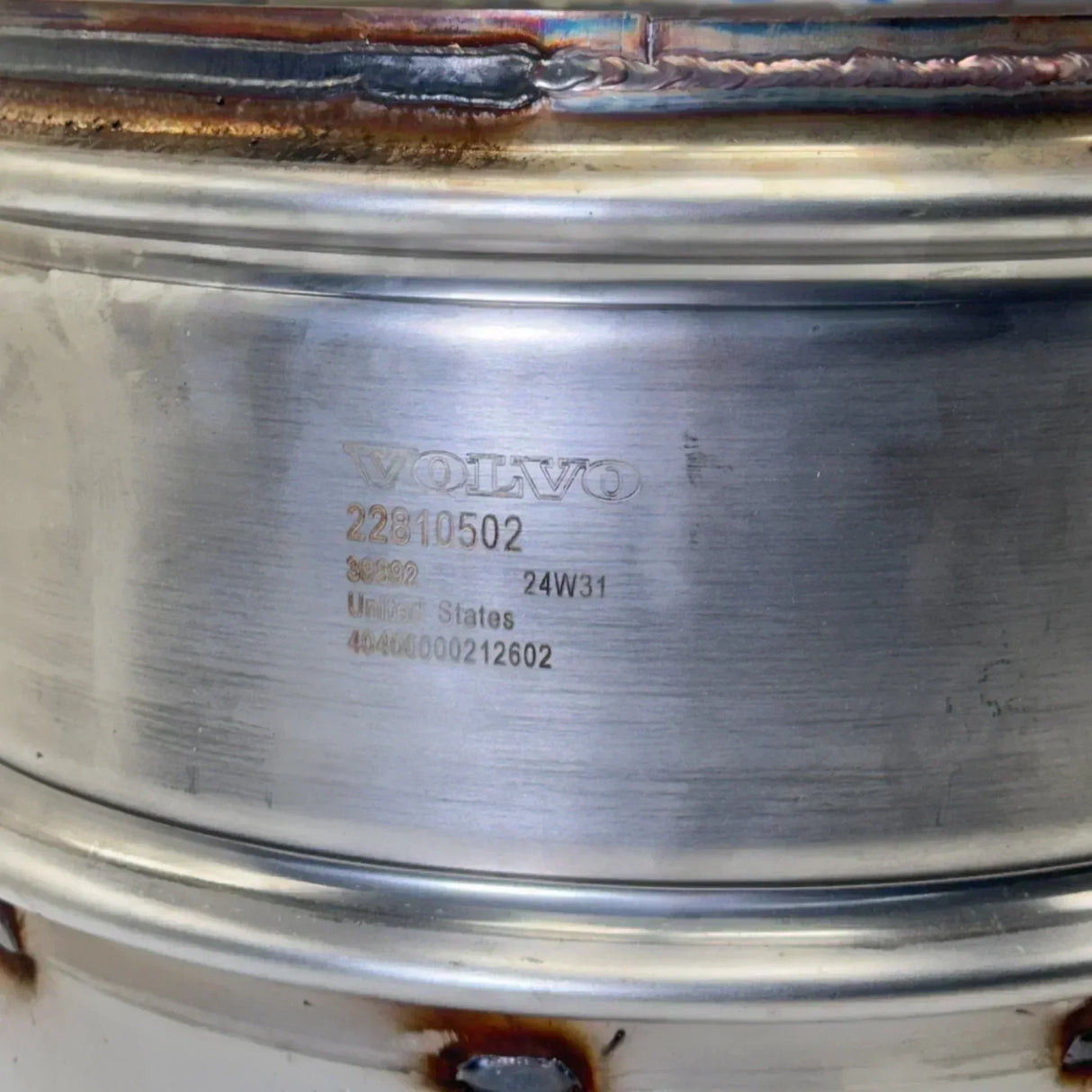 21212431 Genuine Mack Dpf Diesel Particulate Filter - Truck To Trailer