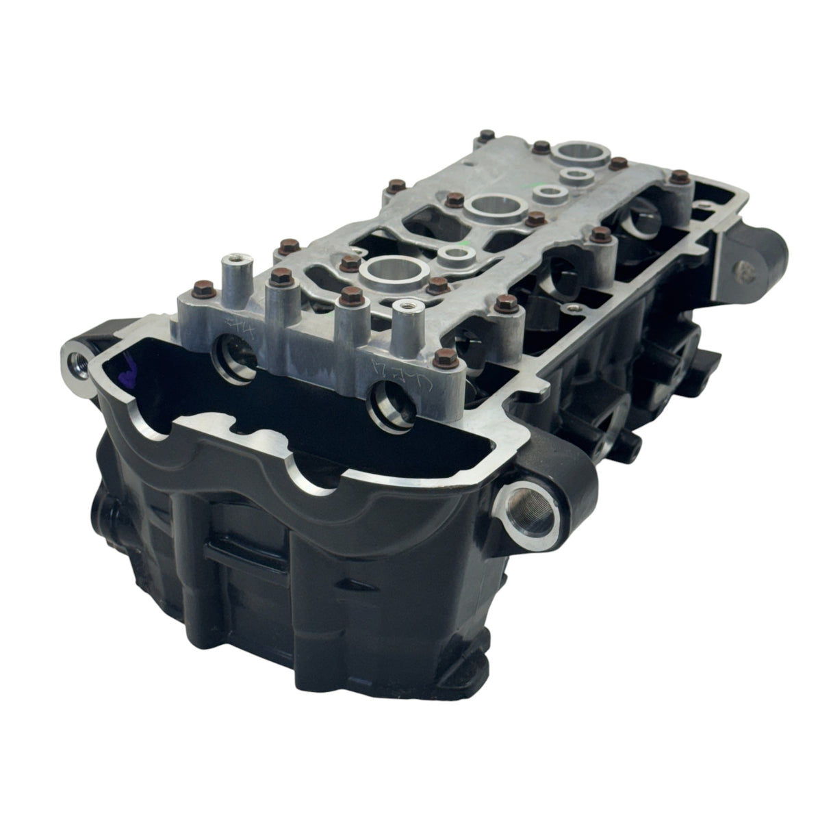 T1159010 Triumph Cylinder Head