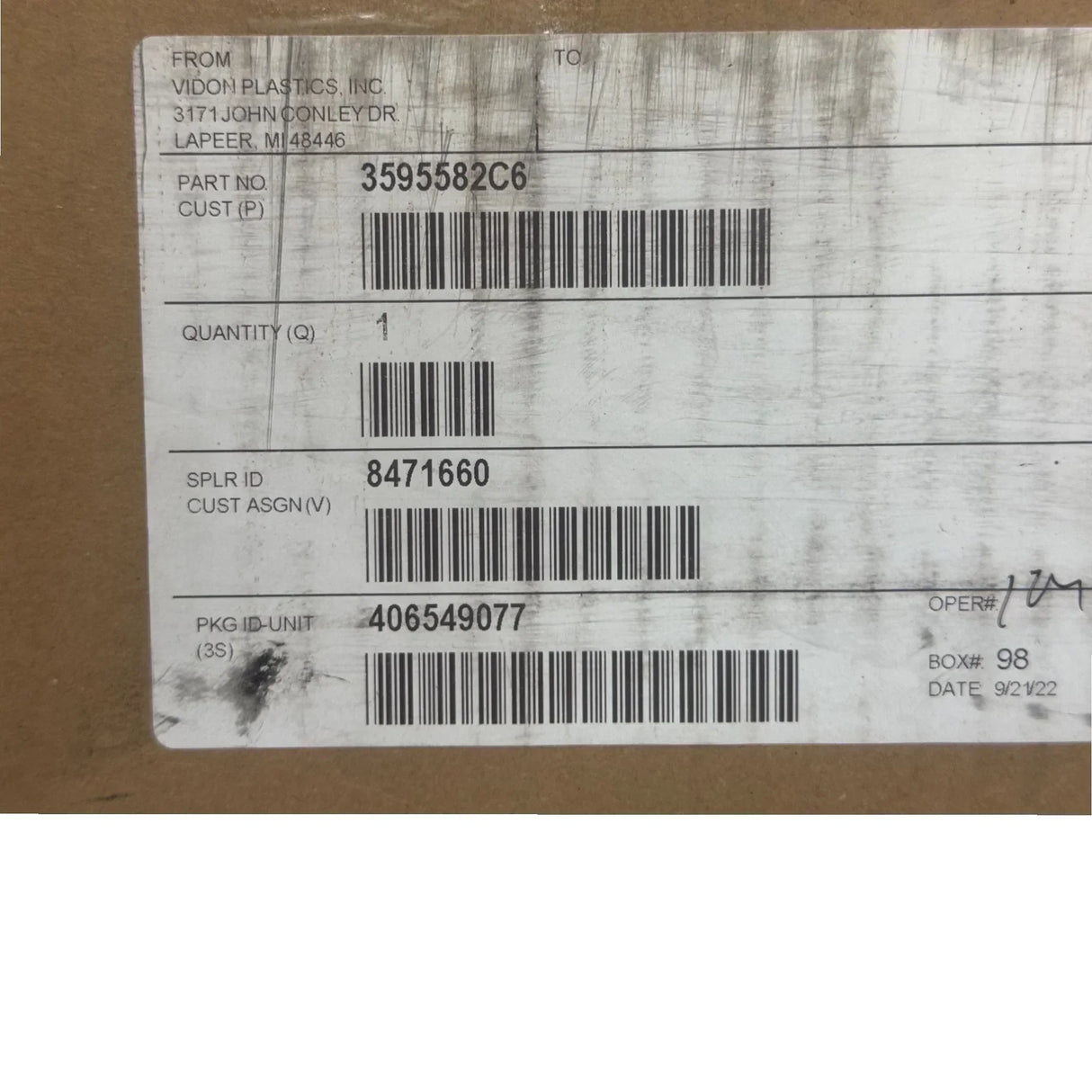 3595582C2 Genuine International Cab Moulding - Truck To Trailer