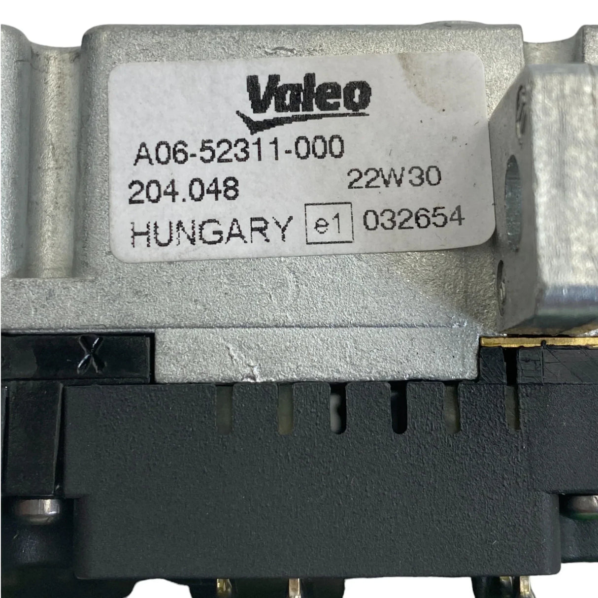 A0652311000 Genuine Freightliner Turn Signal Switch - Truck To Trailer