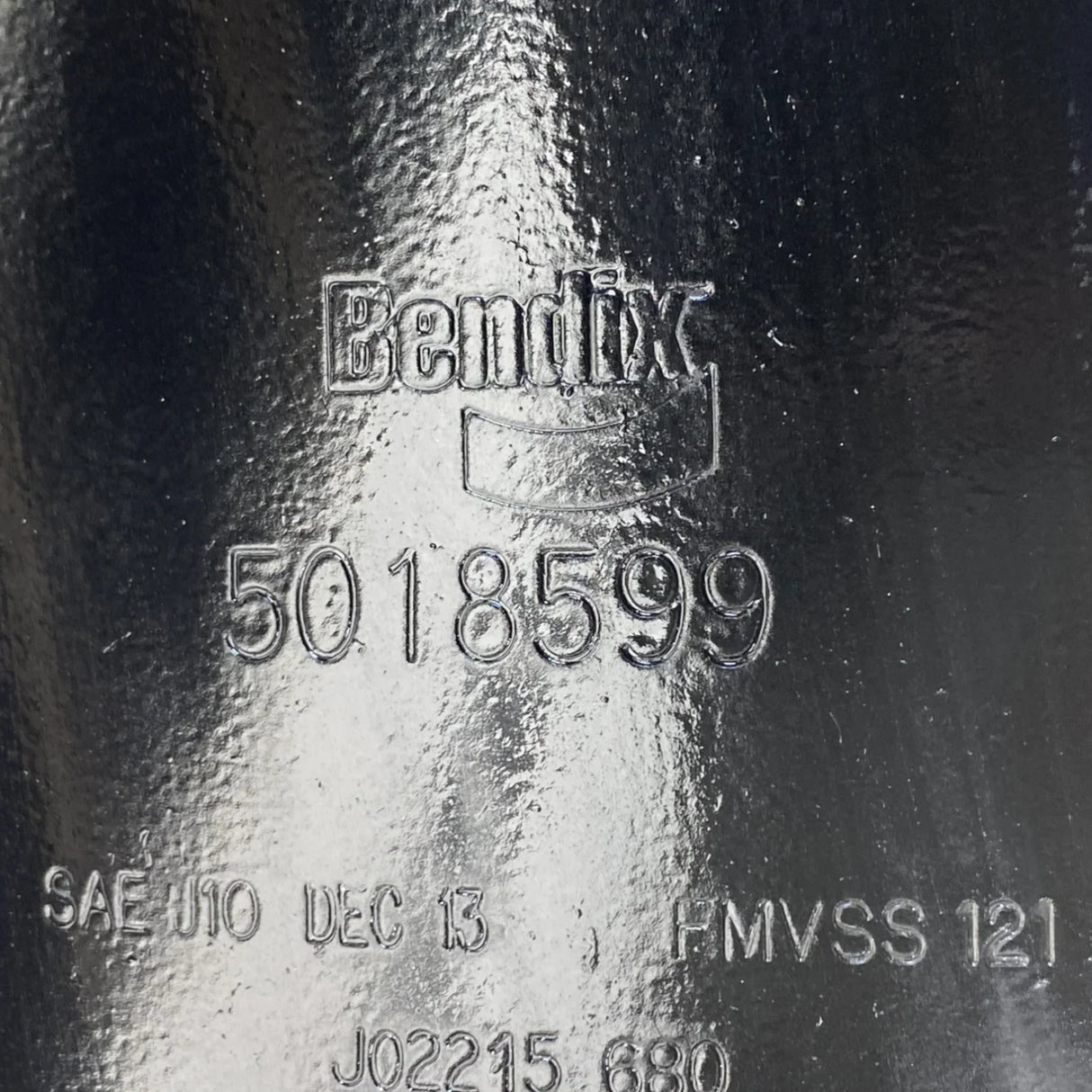 5018599 Genuine Bendix Air Tank - Truck To Trailer