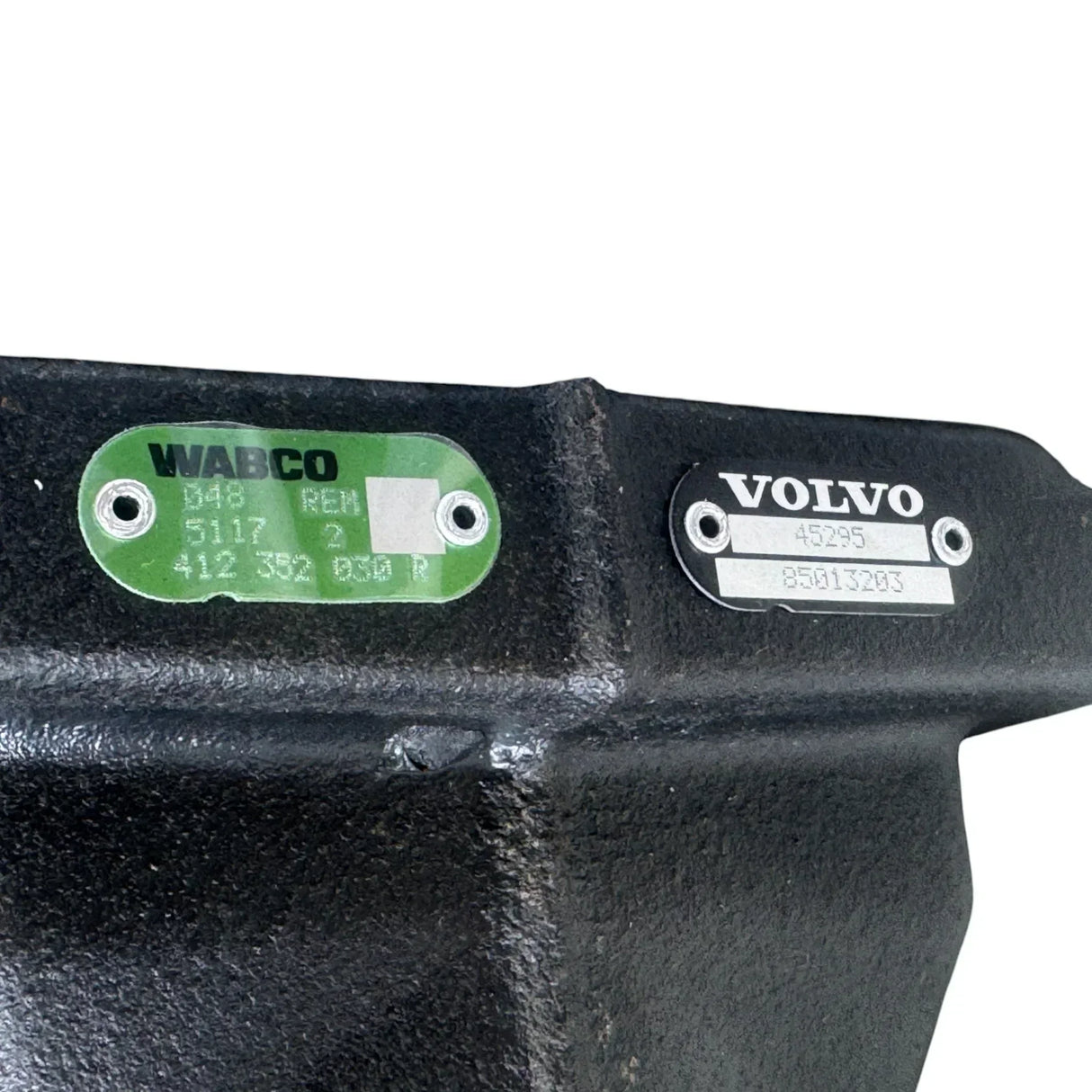 85104376 Genuine Volvo Air Brake Compressor - Truck To Trailer