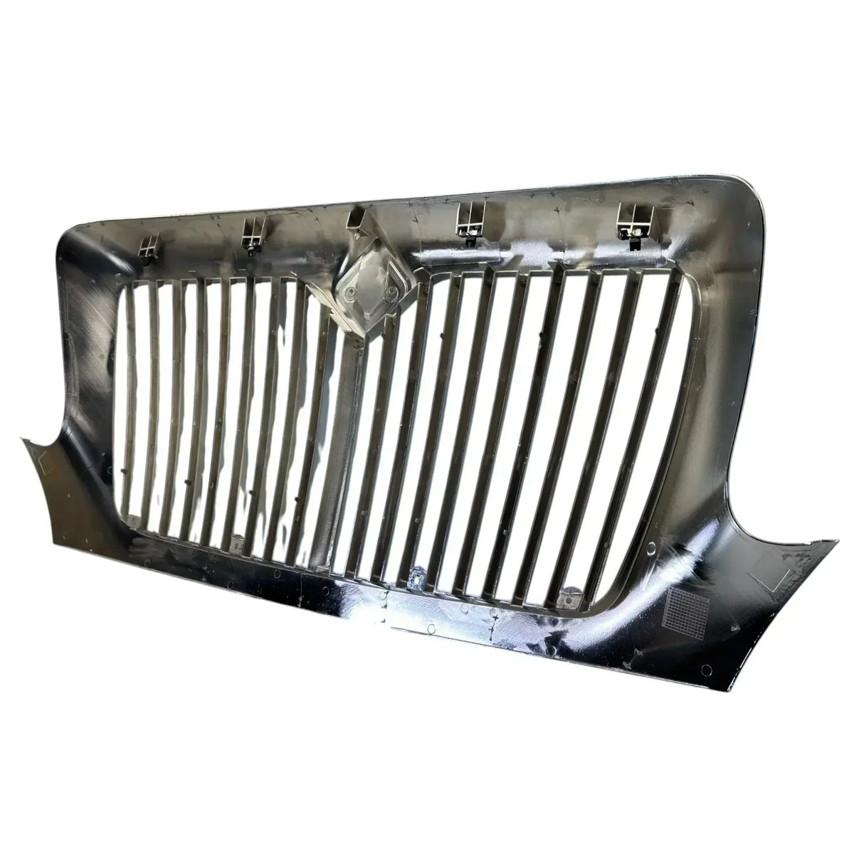 3551015C99 Genuine International Grille - Truck To Trailer