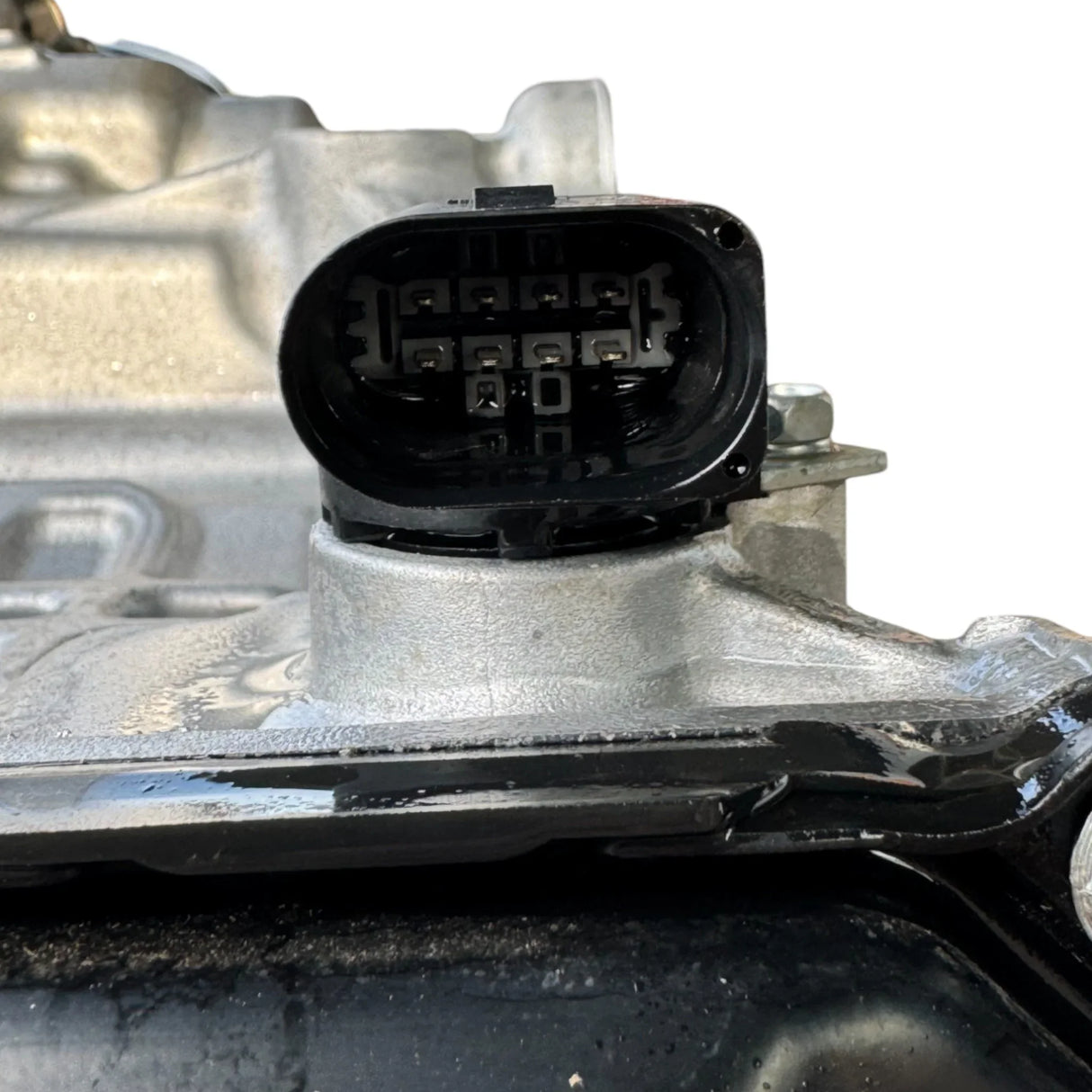 09S321105 Genuine Volkswagen Automatic Transmission Assembly - Truck To Trailer