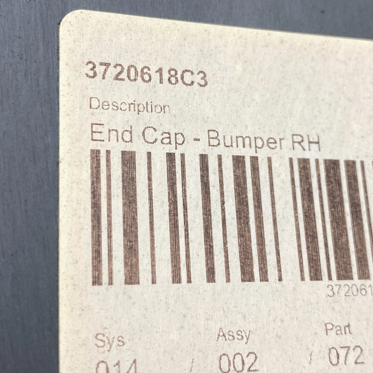 3720618C3 Genuine International Front Bumper Right Plastic End Cap - Truck To Trailer