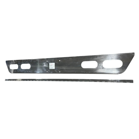3281-MSS039 Genuine Mack Oval Light Swing Plate - Truck To Trailer