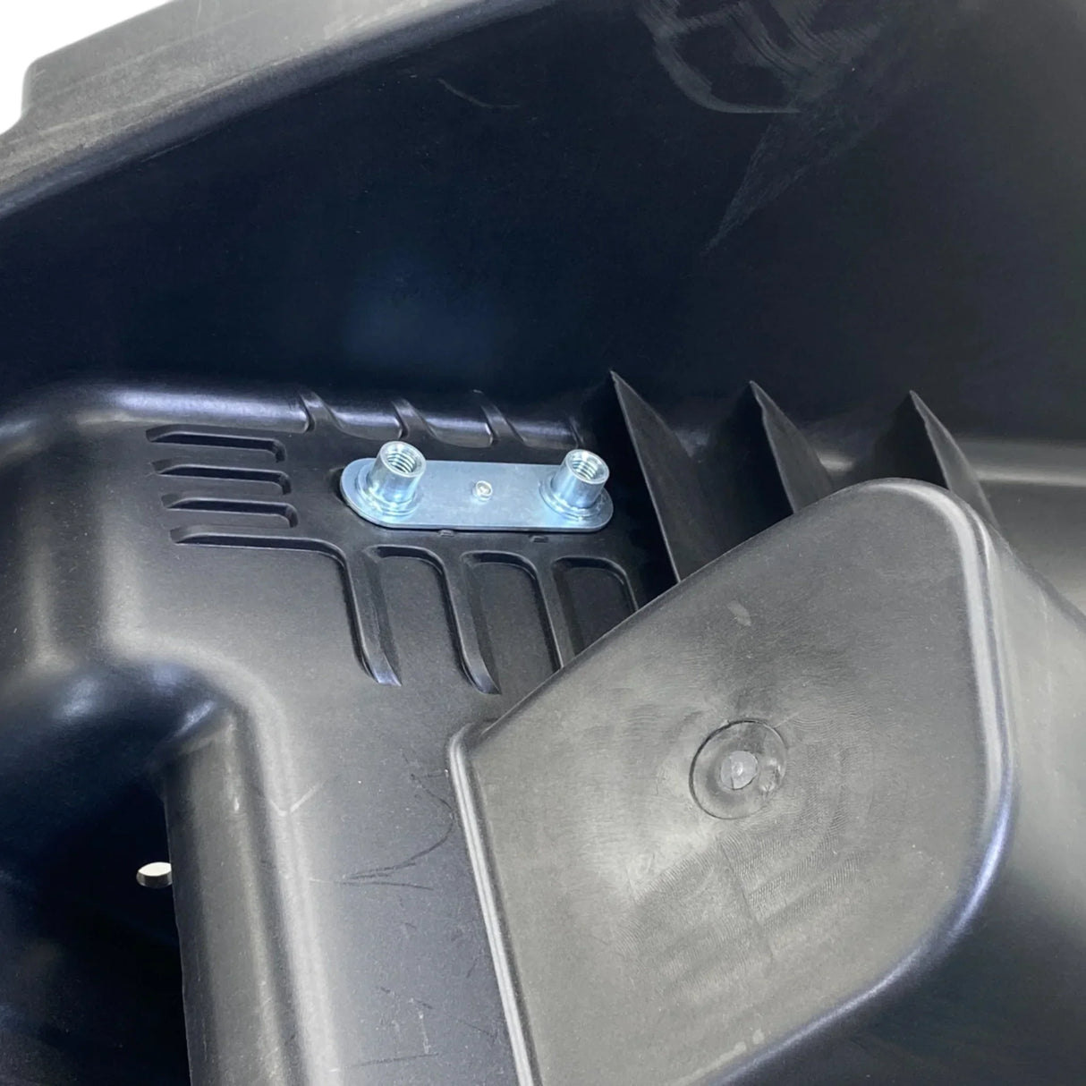 Z2128619000 Genuine Freightliner Left Side Bumper End Cover Reinforcement - Truck To Trailer