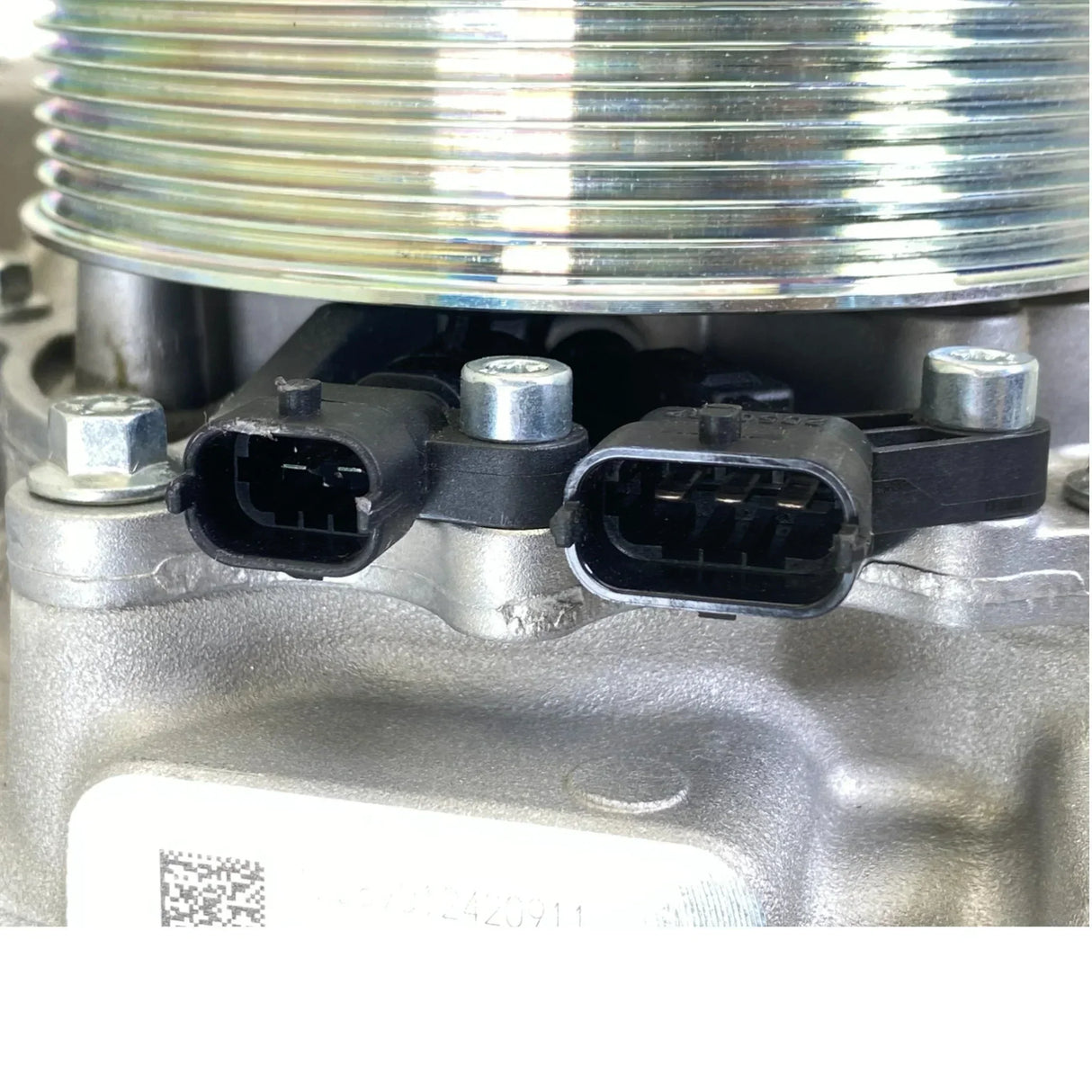 2184194 Genuine Paccar Coolant Pump Assembly - Truck To Trailer