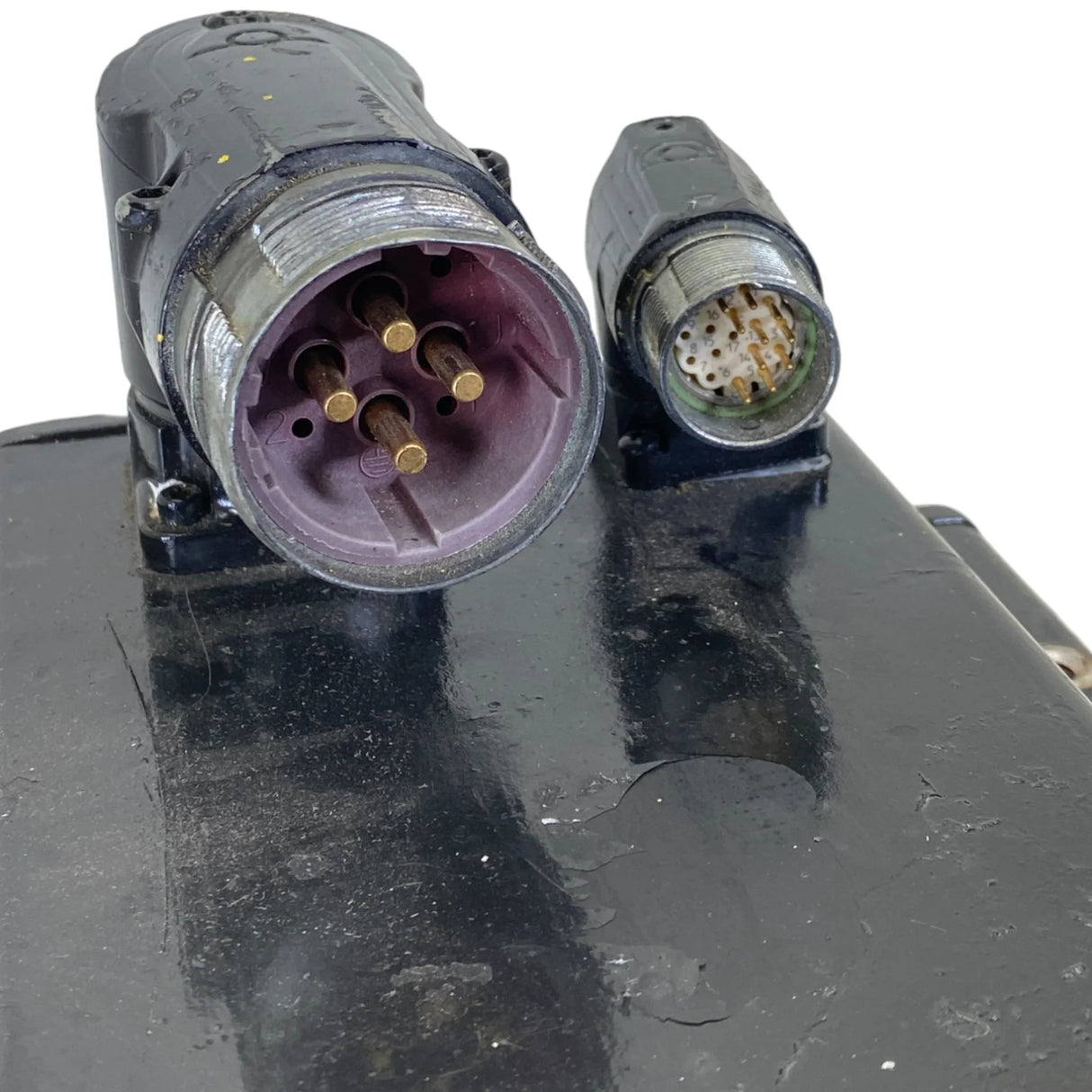 MPM-B2153F-MJ72AA Allen Bradley AC Servo Motor - Truck To Trailer