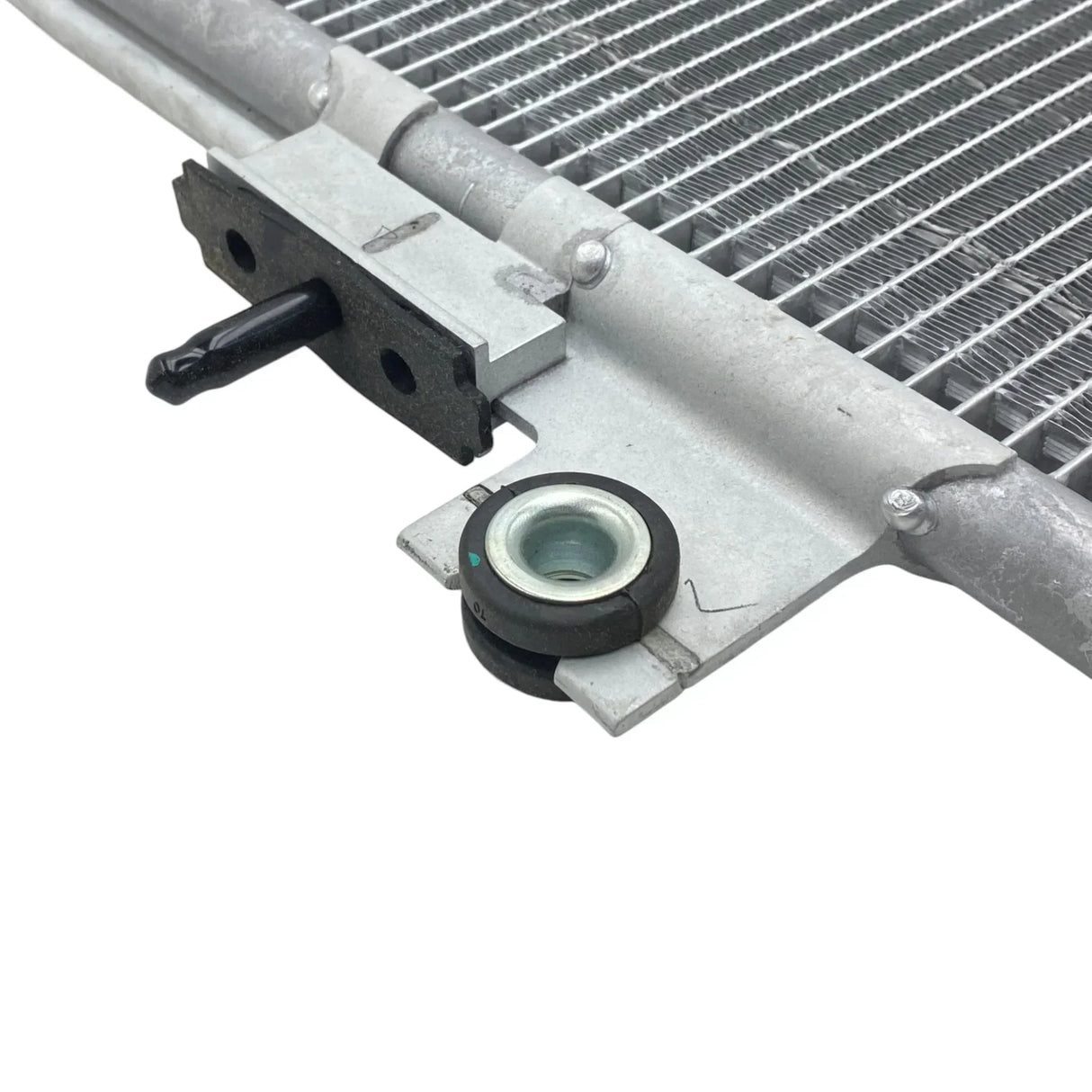 A22-66839-000 Genuine Freightliner A/C Condenser - Truck To Trailer