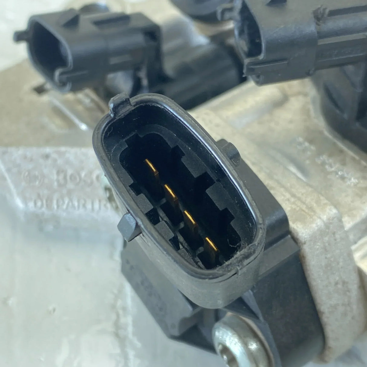 5011551R1 Genuine International Metering Valve Unit Assembly - Truck To Trailer