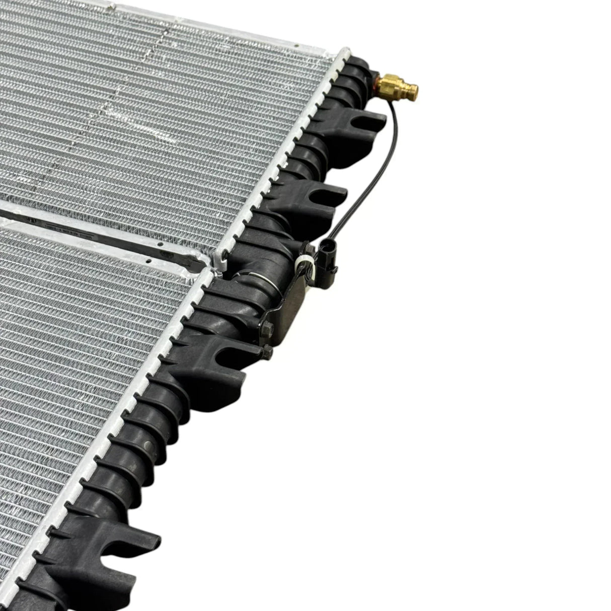 3852265F95 Genuine International Radiator - Truck To Trailer