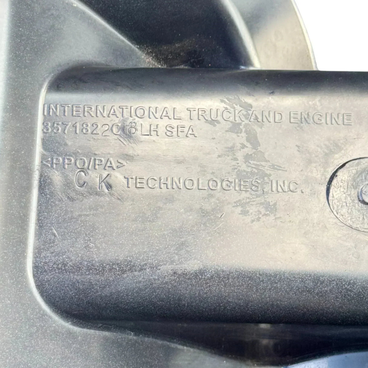 4669843C1 Genuine International Left Side Extension Front Fender Assembly - Truck To Trailer