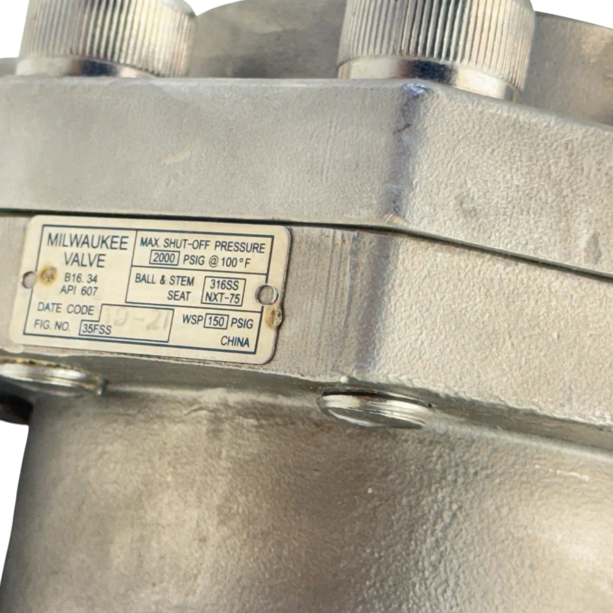 35FSSN0LL-200 Genuine Milwaukee Manual 2 Way Valve - Truck To Trailer