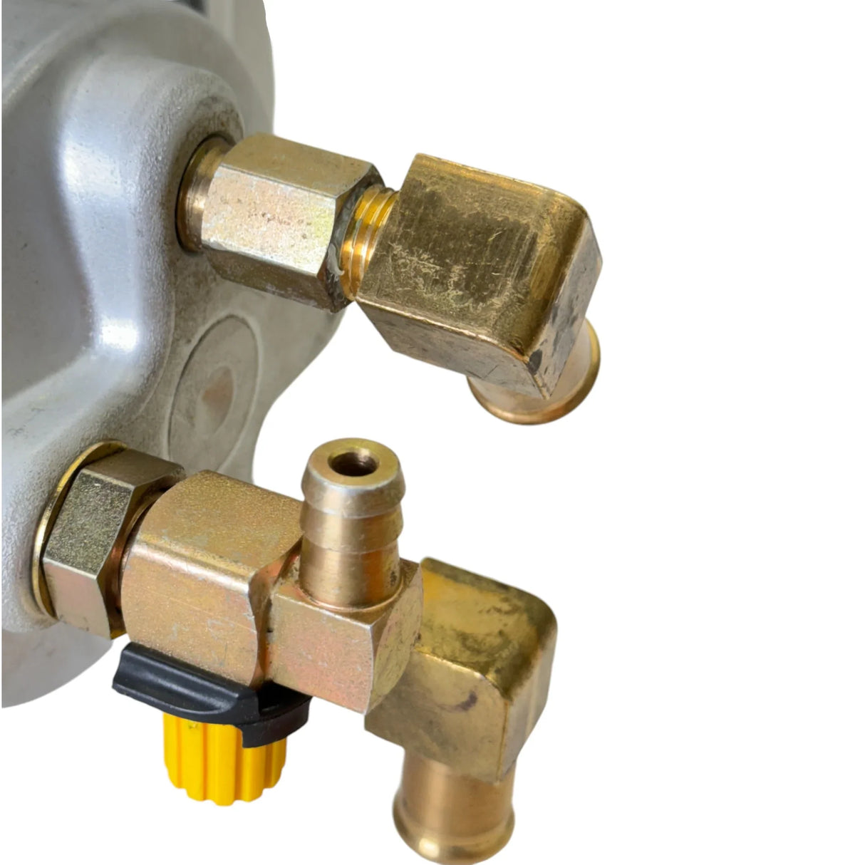 1685357C91 Genuine International Fuel Filter Davco 210 - Truck To Trailer