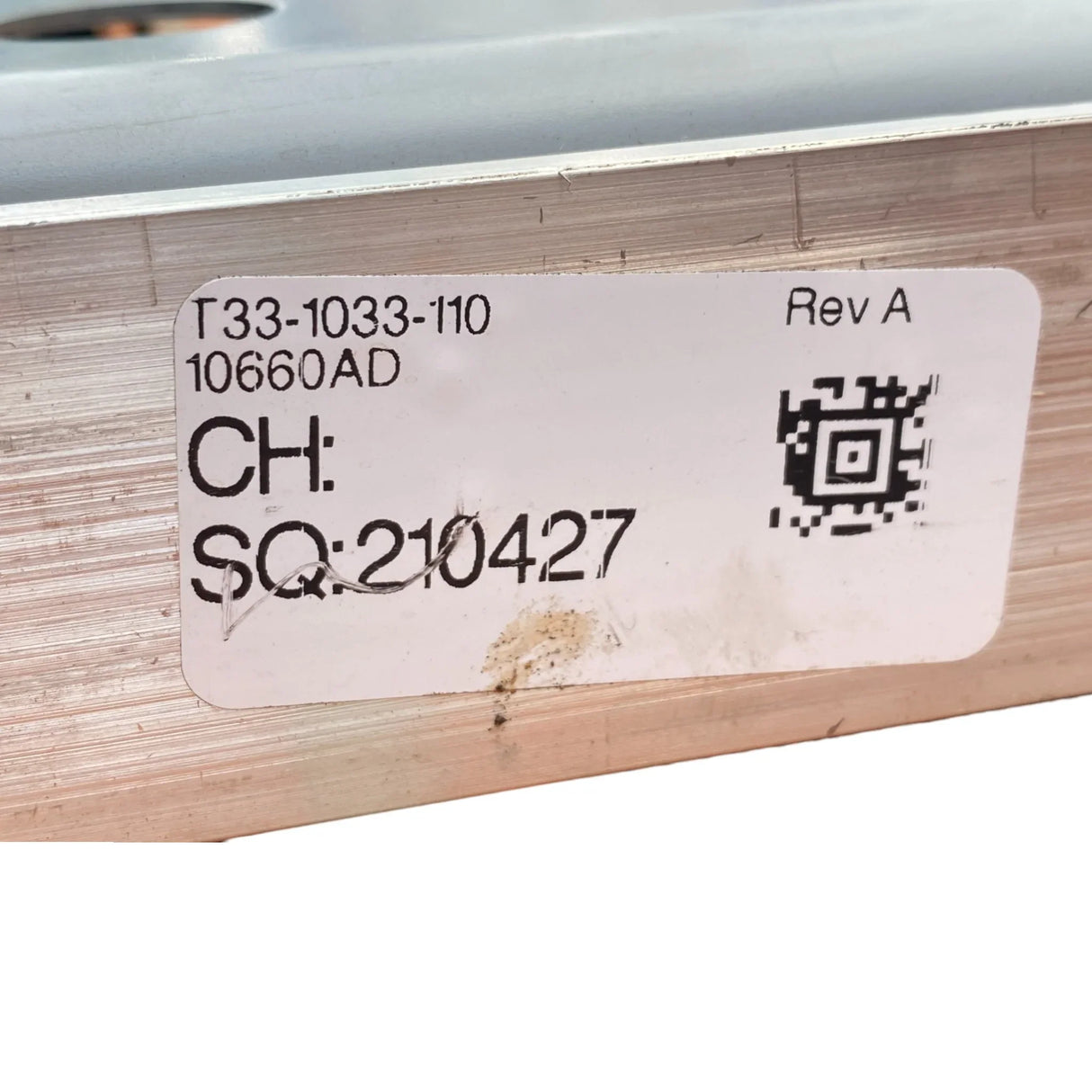 T33-1033-110 Genuine Kenworth Cab Extender Lower Rh Painted White - Truck To Trailer