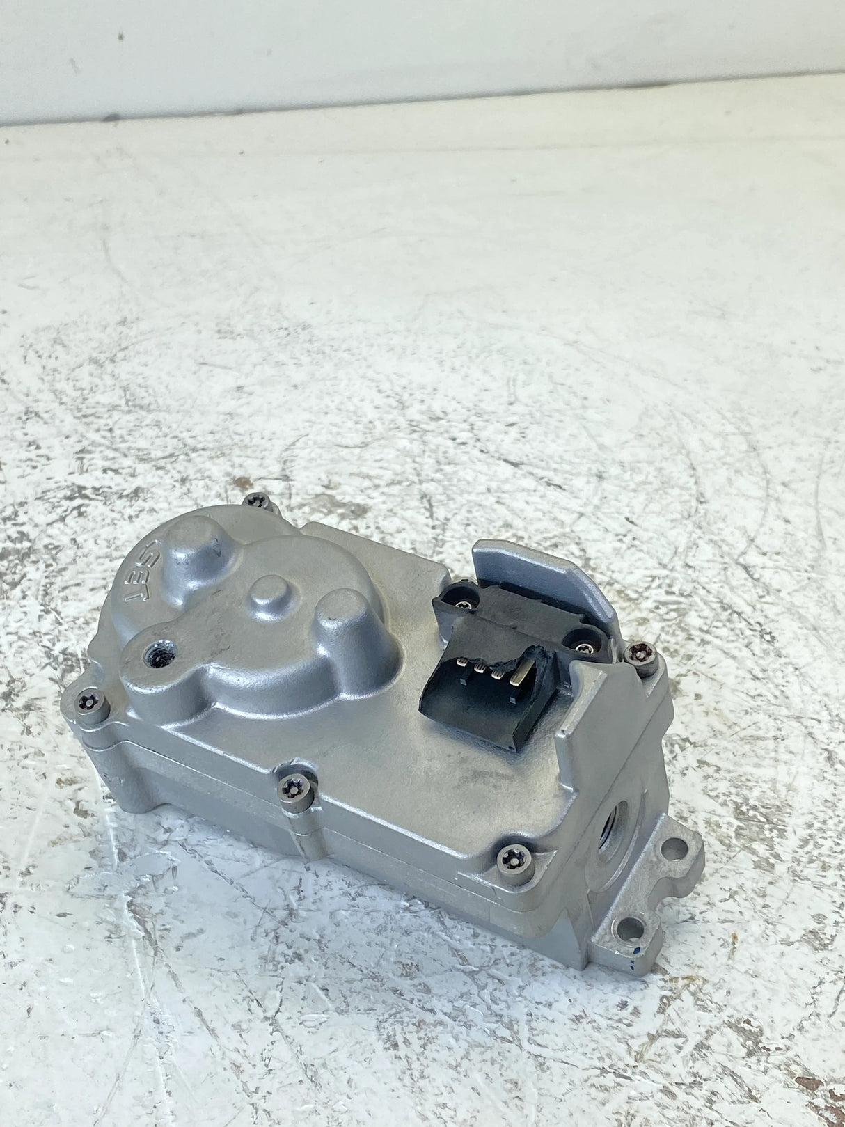 6374774Rx Genuine Cummins Turbocharger Actuator - Truck To Trailer