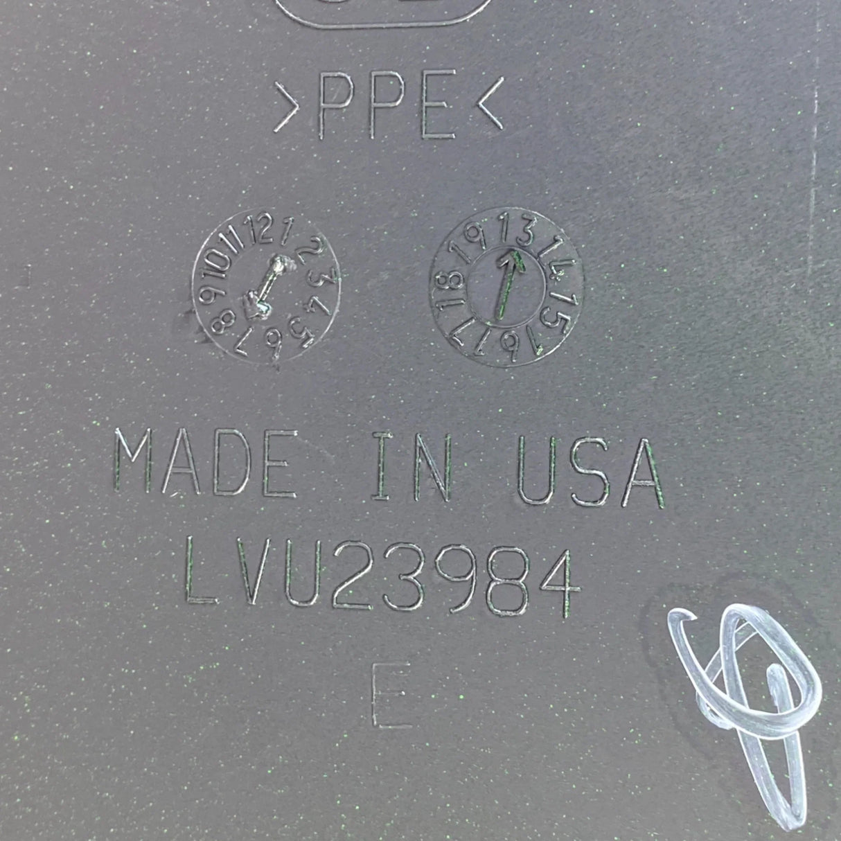 LVU23984 Genuine John Deere Top Hood - Truck To Trailer