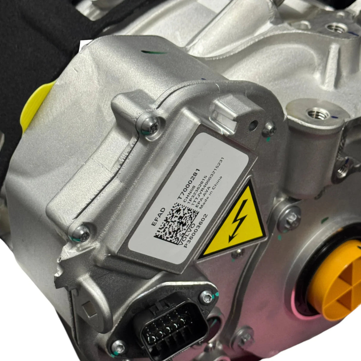 36013013 Genuine Volvo Front Axle Drive - Truck To Trailer