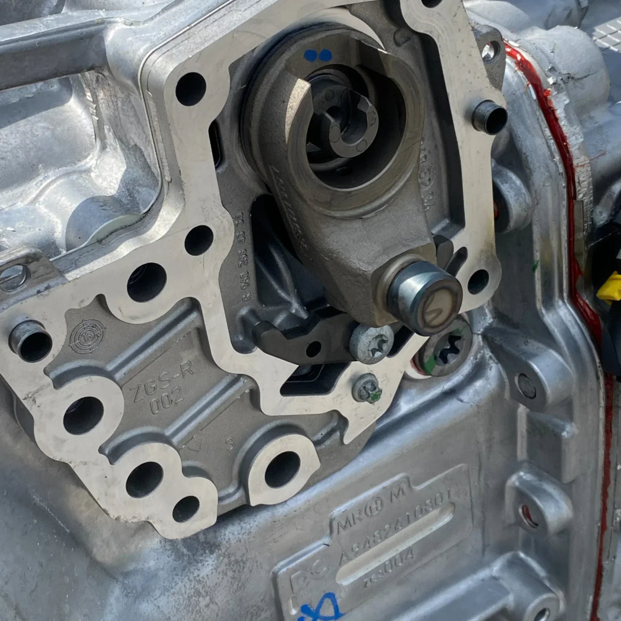 A-960-260-99-01-RB Genuine Freightliner Automatic Transmission Assembly - Truck To Trailer